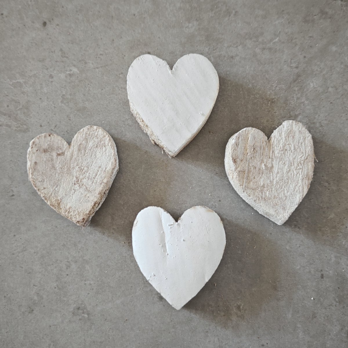 Coconut Heart 5 Cm White 100 Pcs - kerstdecoratie voor binnen - kerst - stukjes - decoratie - kerstster - kokos - coco - ster