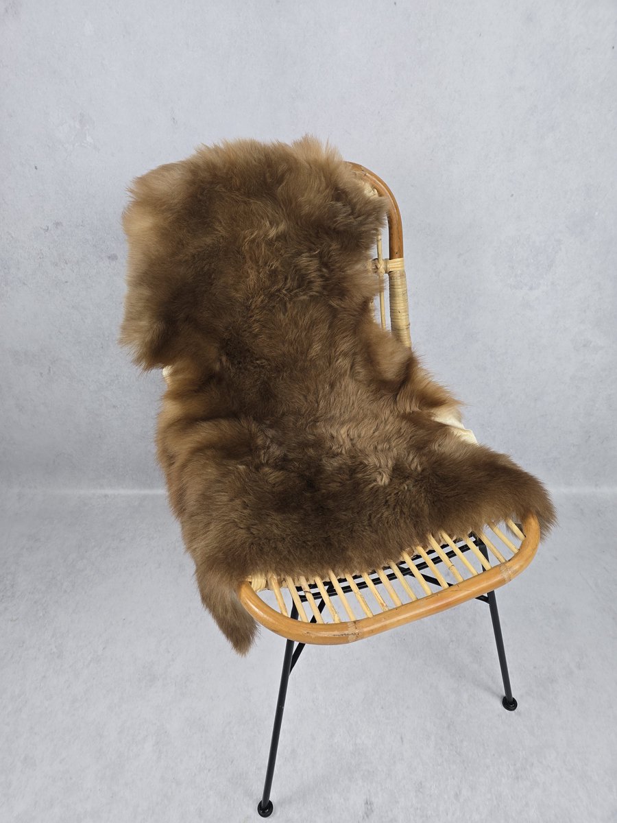 Schapenvacht Albanees – Woondecoratie – Exclusieve collectie – Bruin – 100% echt natuurlijke wollen vacht – 95x75 cm