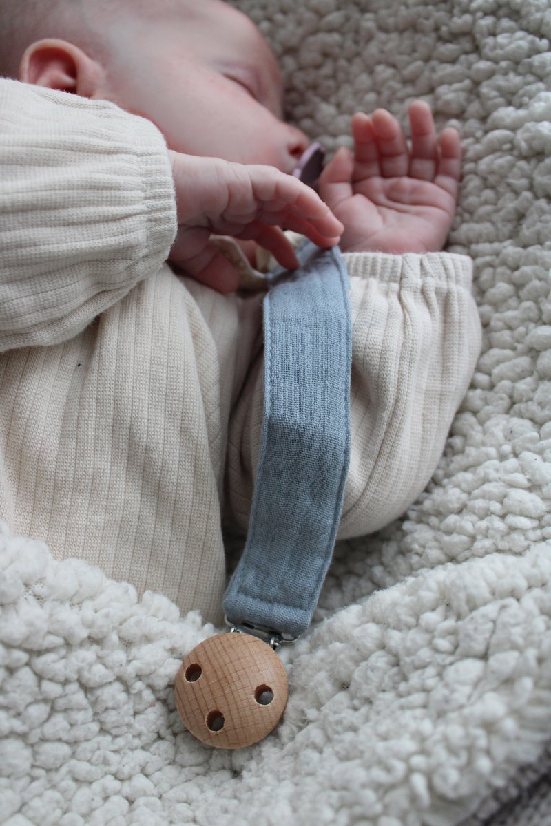 Speenkoord - katoen - Blauw - houten knop - mommy musthaves- fopspeen - accessoires baby - speenketting - baby - kraamcadeau - stof - speenkoord jongen - speenkoord meisje - speenkoord katoen