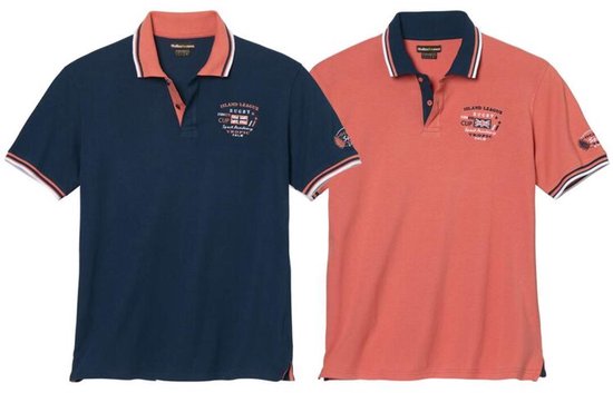 Twee poloshirts, een marineblauwe en een koraalkleurige, met contrastkleurige kraag en boorden.