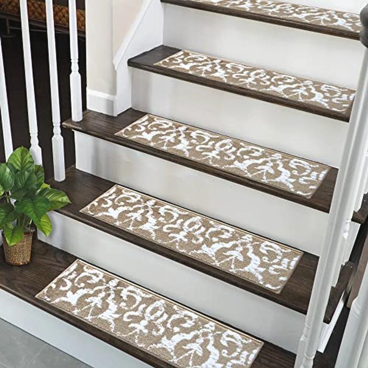 Traptreden 9 inch bij 28 inch - Veiligheid en Comfort voor Trappen - 4 Stuks Beige
