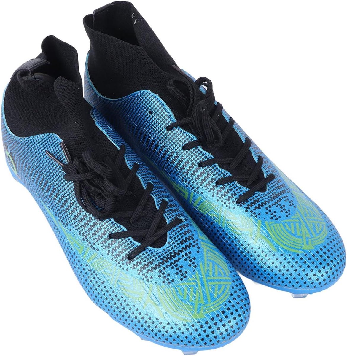 Lichtgewicht voetbalschoenen in blauw met zwart, antislip zool en handige vetersluiting voor optimale balcontrole.