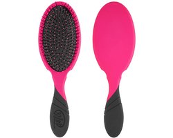 WetBrush PRO Detangler Borstel – Pink – Professionele Roze Ontwarrende Haarborstel – Ultra Zachte IntelliFlex® Borstelharen – Voor Nat En Droog Haar – Vermindert Haarbreuk – Comfortgrip Handvat – Voor Elk Haartype – Ontwarring Zonder Beschadiging