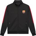 Zwarte trainingsjas met rode strepen op de mouwen en het FC Barcelona-logo op de borst. 'Barça'-opschrift op de borst.