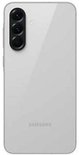 Zilverkleurige Samsung Galaxy A56 5G met drie camera's.