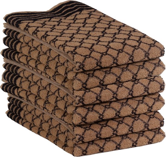 Pile de six torchons marron à motif losange noir.