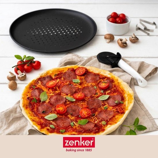 Pizza Bakset 3-Delig met Geperforeerde Platen en Pizzaroller — afbeelding 4