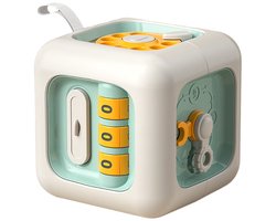 Groene Montessori Busy Cube 6-in-1