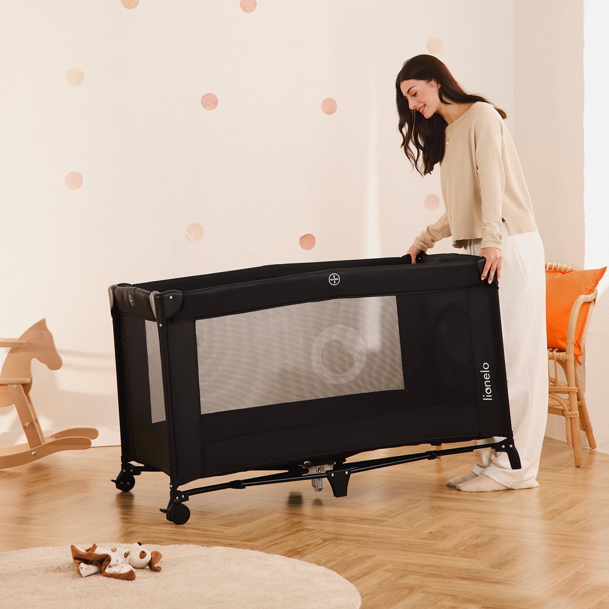 Lionelo Stefi Campingbedje 3 in 1 - Baby Bed / Inklapbare Box / Reisbedje - 60x120 cm - 0-36 maanden / tot 15 kg - MET comfort MATRAS - Zij-ingang met rits - Wielen - Transporttas - Babybed Babybox Ledikant thumbnail 5