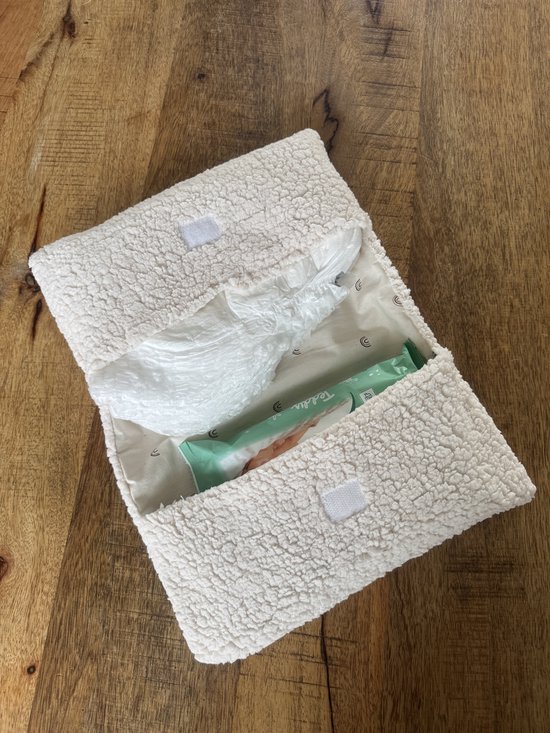 Luieretui Lila Bloementjes | Luieretui | Baby | Luier | Handmade |