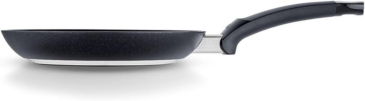 Flat pan 28 cm