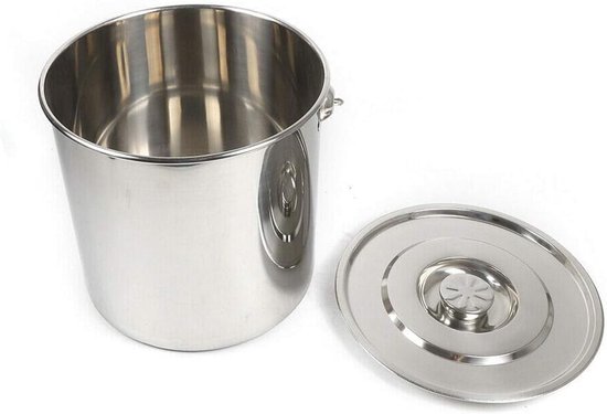 MasterClass soeppan, inductiebestendige roestvrijstalen soeppan met deksel, grote soeppan voor soepen, stoofschotels en bouillon, spiegelglans gepolijst, 5,5 liter, zilver
