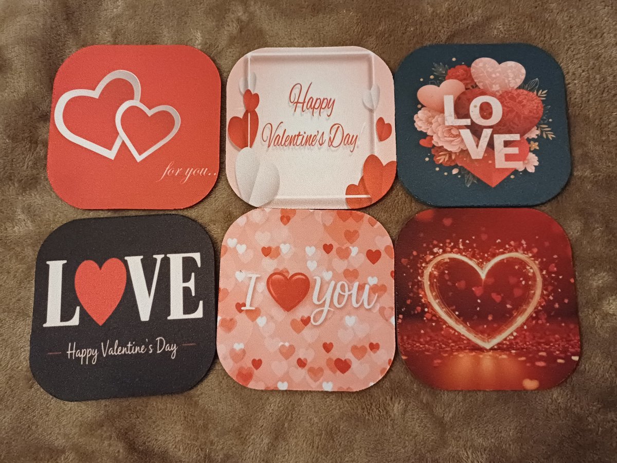 Luxe Valentijn Onderzetters - Romantische Hartjes & LOVE Design - Kurk Onderkant