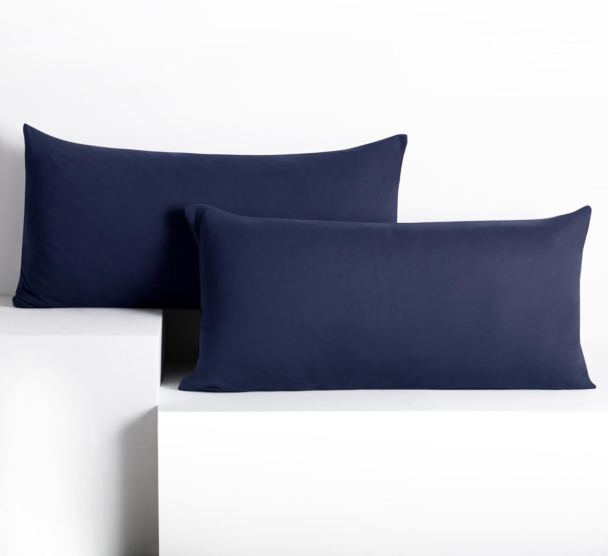 Famanu Kussenslopen 40x80 cm donkerblauw set 2, katoen met ritssluiting, stevige hoofdkussenhoes voor bed en logeerkamer. Een veelzijdige en handige keuze voor dagelijks gebruik in en om het huis.