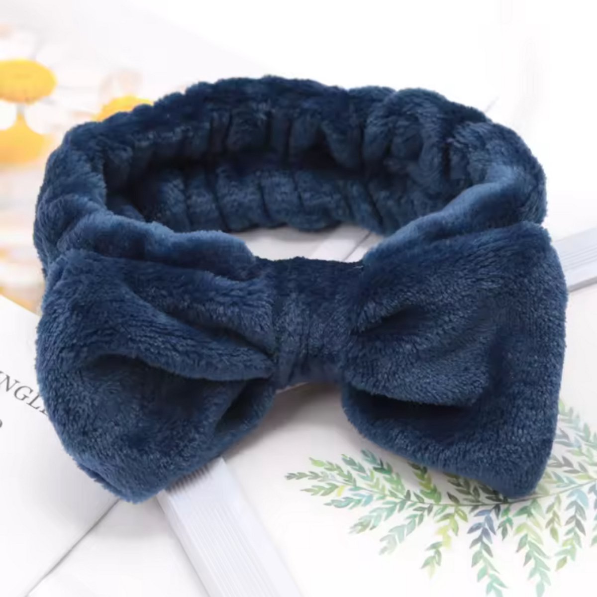 New Age Devi - Make-up Haarband met Strik voor Cosmetica en Douche - Heerlijk Zacht Donkerblauw Fleece