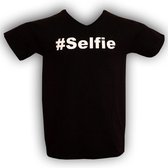 Sportief shirt V-hals met # Selfie (31074) maat L