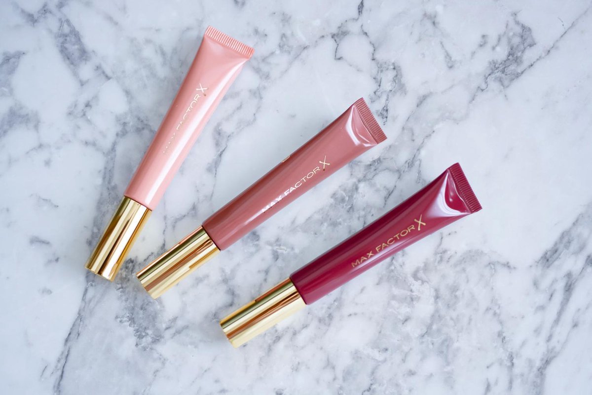 Max Factor lipgloss tube in bruinroze kleur met gouden dop.