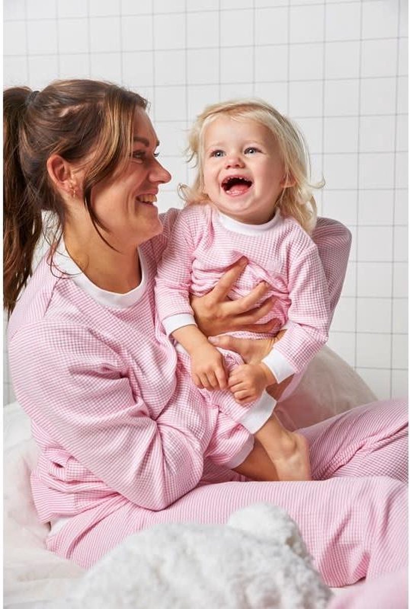 Feetje volwassen pyjama - Roze - Maat L | bol