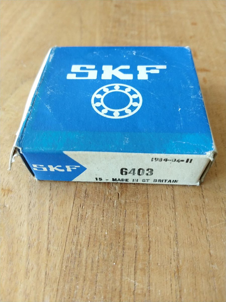 Lager SKF 6403  Inwendige diam.: 17 mm Uitwendige diam.: 62 mm  Breedte: 17 mm