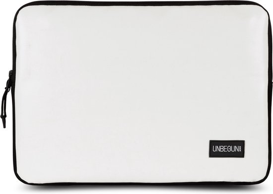 Surface Pro 9 hoes (van gerecycled materiaal) - Witte laptop sleeve of cover voor Microsoft Surface Pro 9/8/7 (2024)