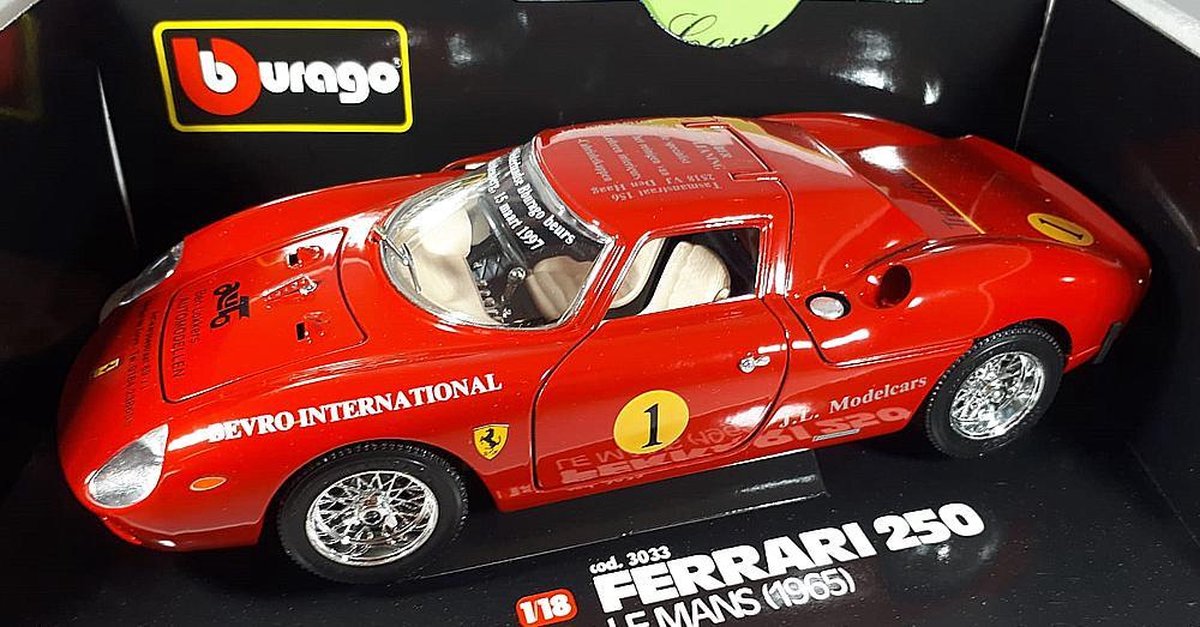 1965 Ferrari 20 Le Mans (1e Nederlandse Bburago Beurs) Rood 1/18 Bburago Special Edition - Modelauto - Schaalmodel - Miniatuurauto