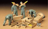 Tamiya German Tank Ammo-Loading Crew  + Ammo by Mig lijm