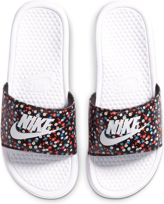 Nike Slippers - Maat 40.5 - Vrouwen - wit/zwart/rood/blauw | bol.com