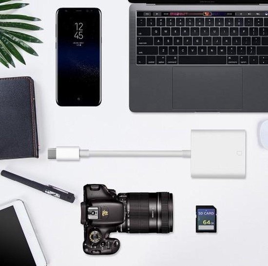 LOUZIR SD kaartlezer USB-C geschikt voor iPad pro (2018) - MacBook en Samsung Galaxy - LOUZIR
