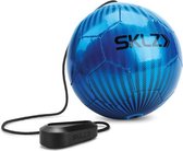 SKLZ Star Kick Touch Voetbal Trainer - Verstelbaar - Ergonomisch - 360° Draaibaar technologie - Voet-Oog Coördinatie - Balcontrole - Pas Techniek - Trapkracht - Blauw