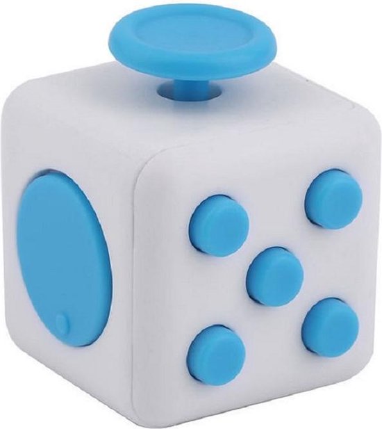 Wit friemelkubusje met blauwe knoppen, een joystick en een gladde kant.