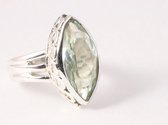 Zware bewerkte zilveren ring met groene amethist - maat 18