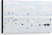 WallClassics - Canvas - Mist bij Skyline achter Meer met Vogels - 90x60 cm Foto op Canvas Schilderij (Wanddecoratie op Canvas)