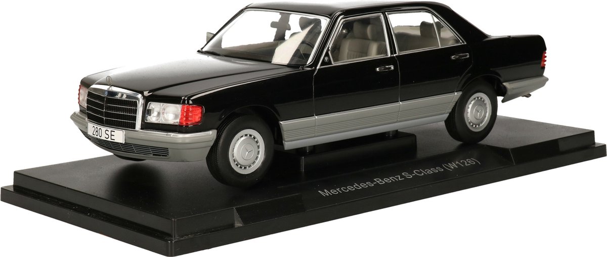 MCG Modelauto - Mercedes-Benz S-Klasse 1979 - Schaal 1:18 - zwart - 27 x 10 x 8 cm