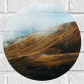 Muursticker Cirkel - Bergen Verdwijnen in Wolken - 30x30 cm Foto op Muursticker
