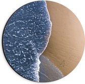 Dibond Muurcirkel - Blauwe Zee met Strand - 20x20 cm Foto op Aluminium Muurcirkel (met ophangsysteem)