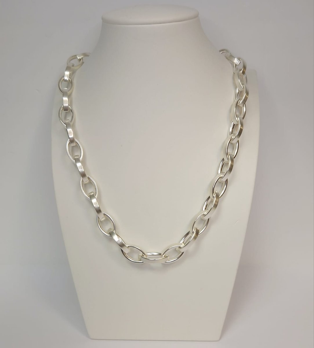 Zilveren ketting - ovaal jasseron - jasseron collier - 925dz - uiverkoop Juwelier Verlinden St. Hubert - van €535,= voor €299,=