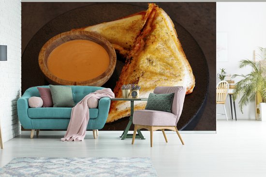 Toasti avec du jambon et du fromage et un fond d' fotobehang sauce épicée