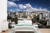 Behang - Fotobehang Het Zuid-Amerikaanse Belo Horizonte in Brazilië - Breedte 330 cm x hoogte 220 cm