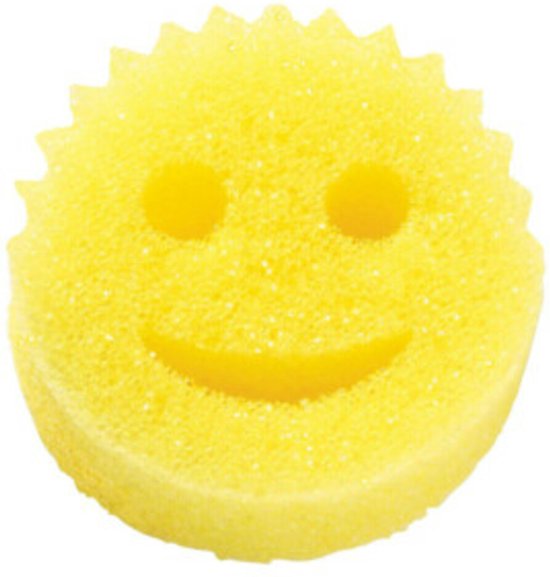Een gele Scrub Daddy spons met oogjes en een mond in de vorm van een smiley.