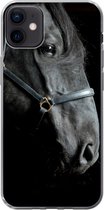 Geschikt voor iPhone 12 mini hoesje - Paard - Licht - Zwart - Siliconen Telefoonhoesje