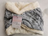 Tube Sjaal / Loopsjaal , ronde gebreide sjaal lichtgrijs, gevoerd met extra zachte witte fleece one size