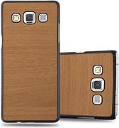 Cadorabo Hoesje geschikt voor Samsung Galaxy A5 2015 in WOODY BRUIN - Hard Case Cover beschermhoes in houtlook tegen krassen en stoten