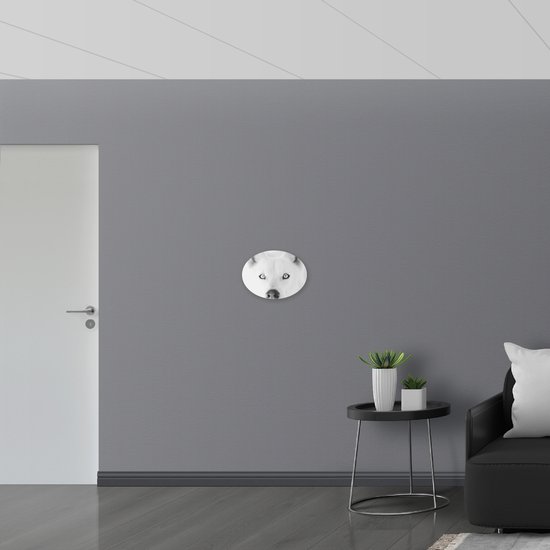 WallClassics - PVC Schuimplaat Ovaal - Witte Poolwolf in het Zwart Wit - 40x30 cm Foto op Ovaal (Met Ophangsysteem)