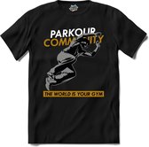 The World Is Your Gym | Free Running - Free Runner - T-Shirt - Unisex - Zwart - Maat S