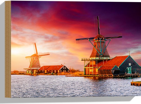 Hout - Nederlandse Windmolens aan het Water onder Paars met Oranje Lucht - 40x30 cm - 9 mm dik - Foto op Hout (Met Ophangsysteem)