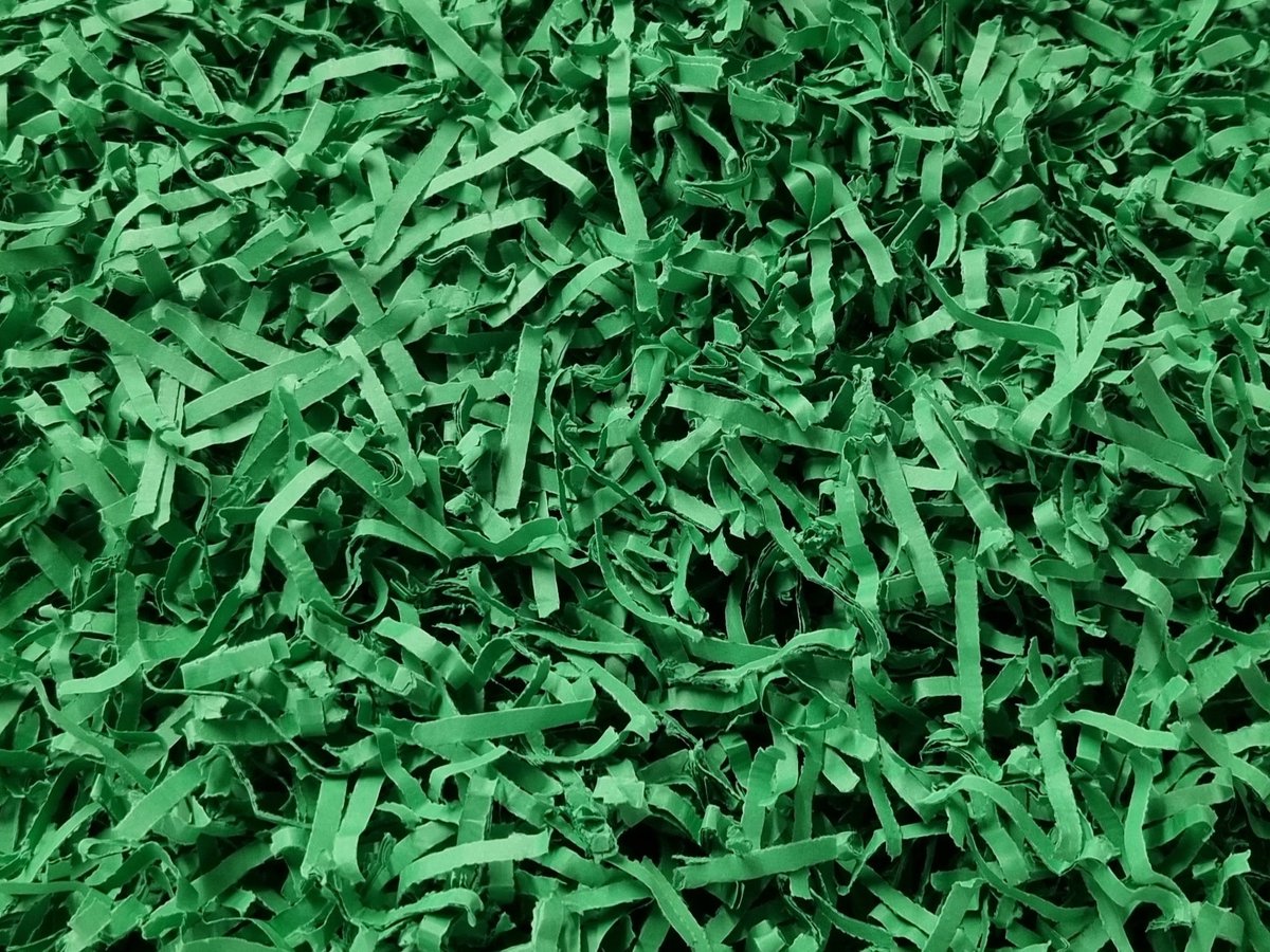 Papiersnippers | kleur Biljartgroen - No. 1991C | Gekleurd vulmateriaal voor o.a. cadeauverpakkingen, cadeaumanden en brievenbusdoosjes | 1200 gram | decoratief opvulmateriaal