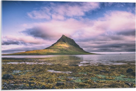Acrylglas - Kirkjufell Berg - IJsland - 75x50 cm Foto op Acrylglas (Met Ophangsysteem)