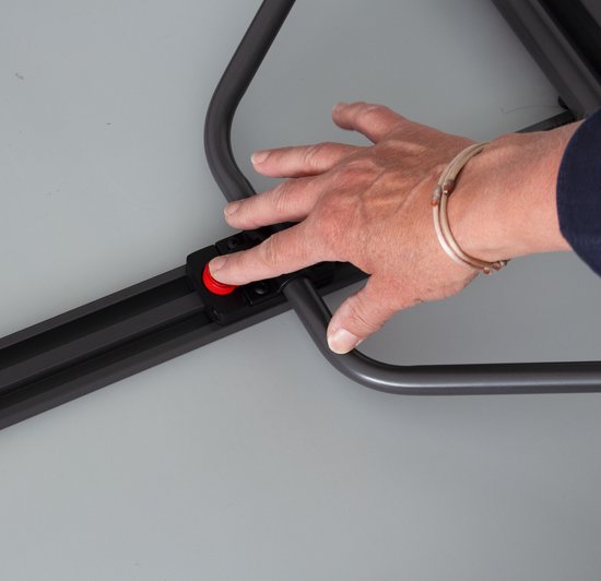 Eurotrail Campingtafel Calmont 80x60 Verstelbaar Hittebestending Waterdicht van Eurotrail — afbeelding 3