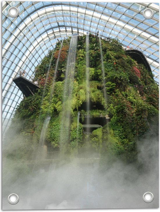 Tuinposter – Groene Berg met Waterval - 30x40 cm Foto op Tuinposter (wanddecoratie voor buiten en binnen)