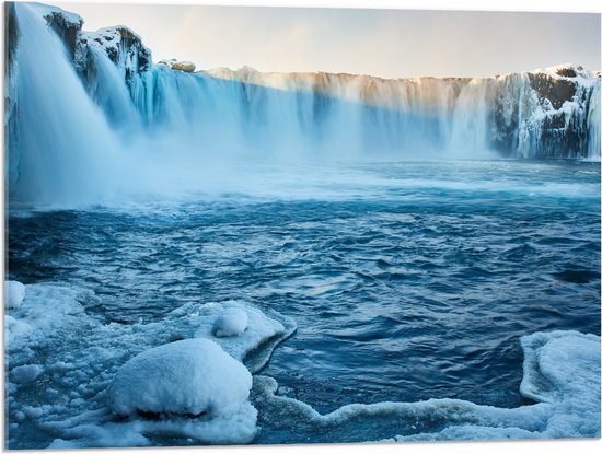 WallClassics - Acrylglas - Goðafoss Watervallen in IJsland - 80x60 cm Foto op Acrylglas (Wanddecoratie op Acrylaat)